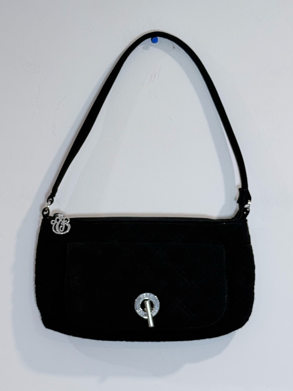 🔥Vera Bradley Black Quilted Shoulder Bag with Turn-Lock Accent EUC🔥